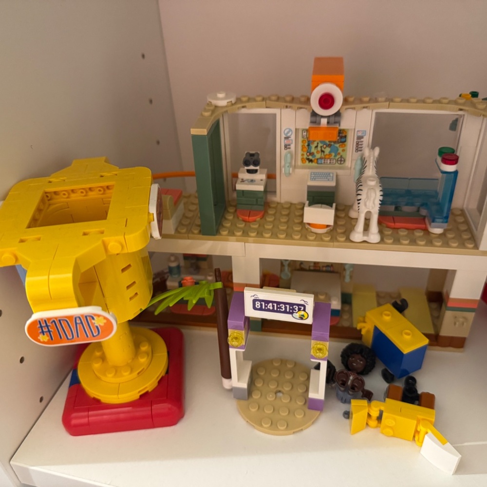 Multiple Lego sets - Picture 4 of 8